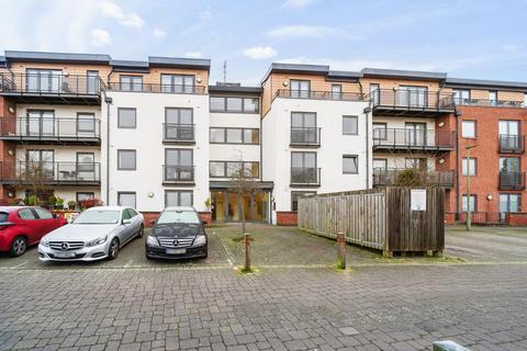 1 bedroom flat for sale, Southern Road, Camberley GU15