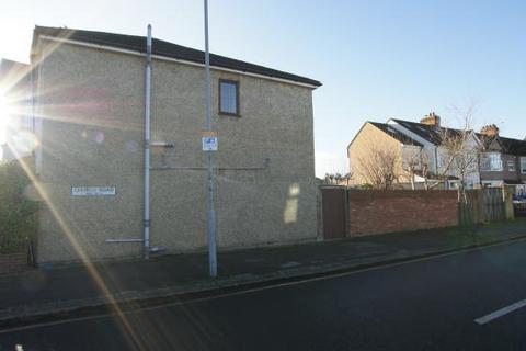 4 bedroom end of terrace house for sale, Brook Road, Ilford IG2