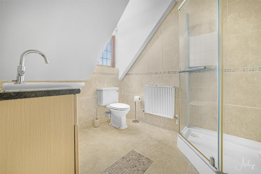 Ensuite shower room
