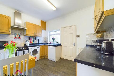 2 bedroom terraced house for sale, Oak Terrace, Sherburn In Elmet, Leeds