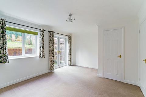 2 bedroom end of terrace house for sale, Lulworth Park, Kenilworth, CV8