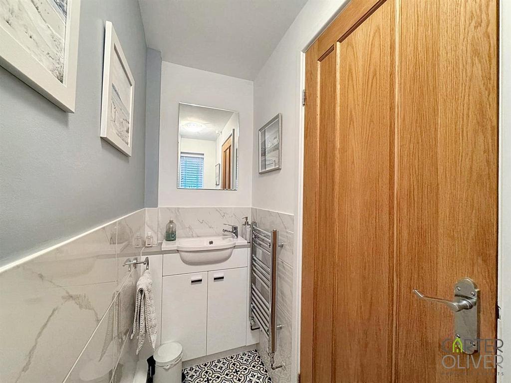 Ground floor wc