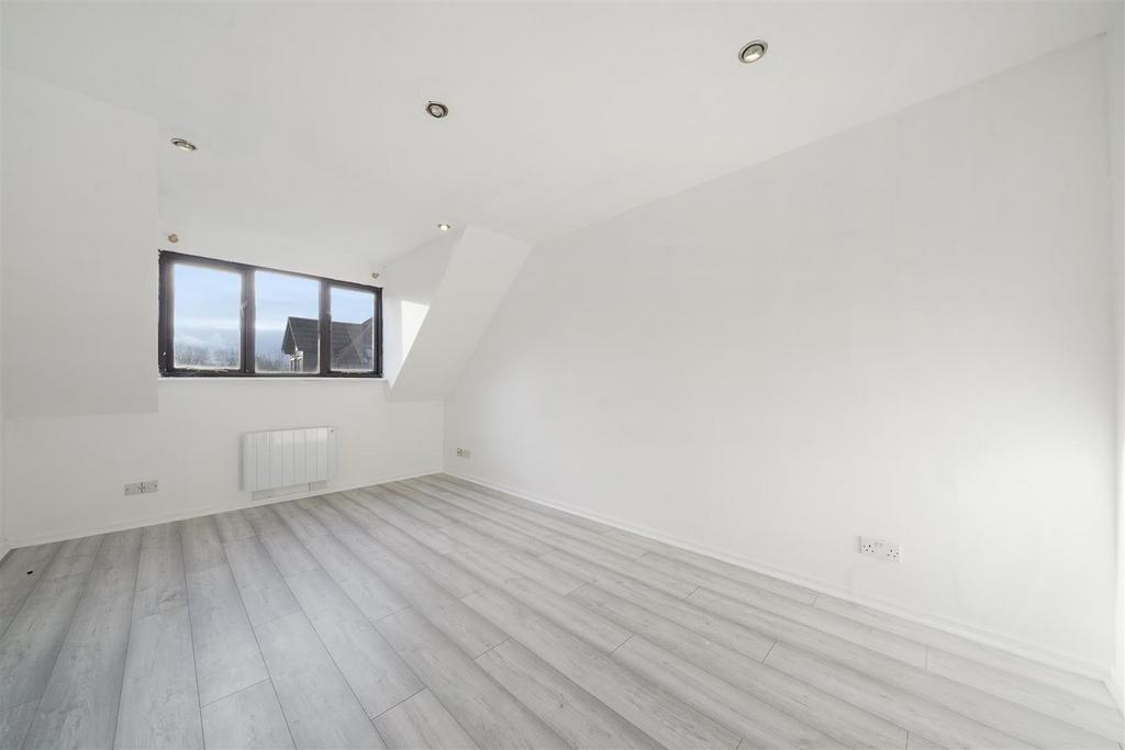 Flat 10, Marnham Court - Vs BALDJkf ZPYJNm BPEFf.jpg