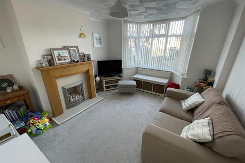 3 bedroom semi-detached house for sale, Branting Hill Avenue, Glenfield, Leicester