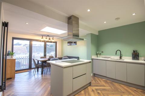 17 Ashley, Bristol, BS15 9UD