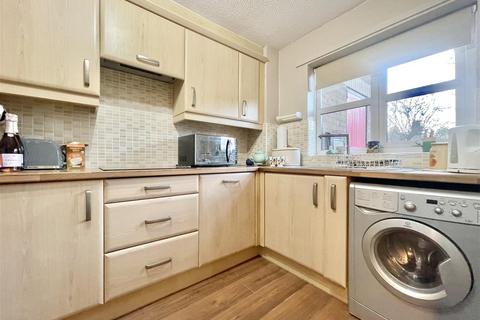 2 bedroom apartment for sale, Parlour Close, Wigston LE18