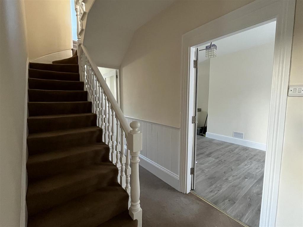 Entrance Hall.JPG