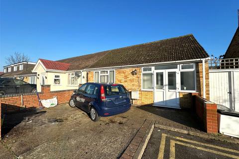 2 bedroom bungalow to rent, Masefield Lane, Hayes, Greater London, UB4