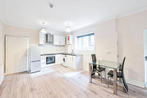 2 bedroom flat to rent, Buckley Road, Kilburn, London, NW6