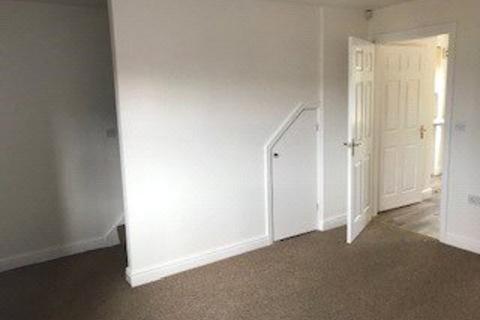 2 bedroom terraced house to rent, Edwin Place, Newark, Notts, NG24