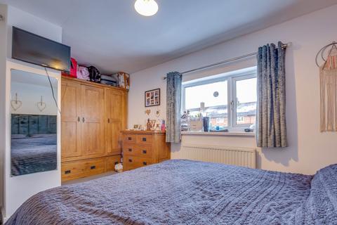 53 Lowedges Road, Sheffield, S8 7LE