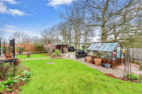 4 bedroom detached house for sale, Rolvenden Hill, Rolvenden, Kent