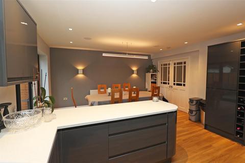 13 Hillside Road, Croydon, CR0 4DA