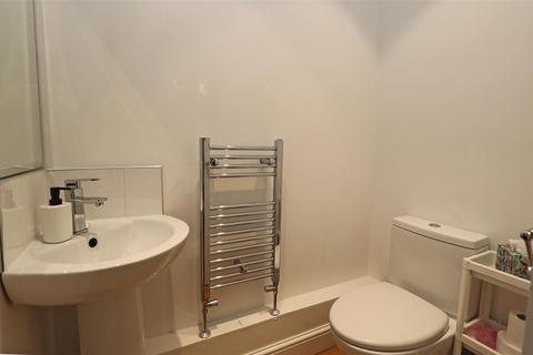 13 Hillside Road, Croydon, CR0 4DA