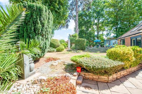 3 bedroom detached bungalow for sale, Rectory Lane North, Leybourne, West Malling