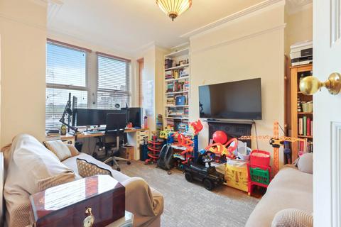 3 bedroom terraced house for sale, Parkview Crescent, London