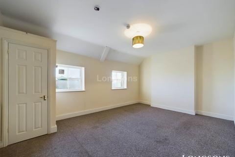 3 bedroom flat to rent, London Street, Swaffham