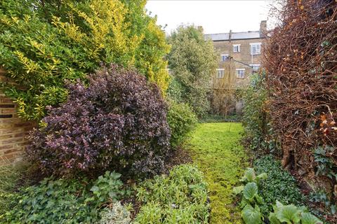 4 bedroom house for sale, Shepherd's Bush W12