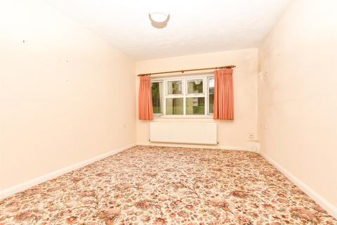 1 bedroom ground floor flat for sale, Croydon Road, Caterham, Surrey