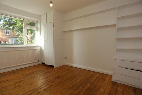 undefined, Inwood Crescent, Brighton