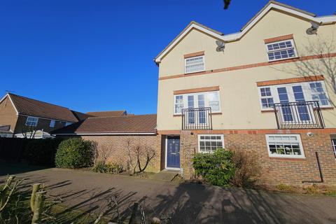 3 bedroom townhouse for sale, Clay Pits, Braintree, CM7