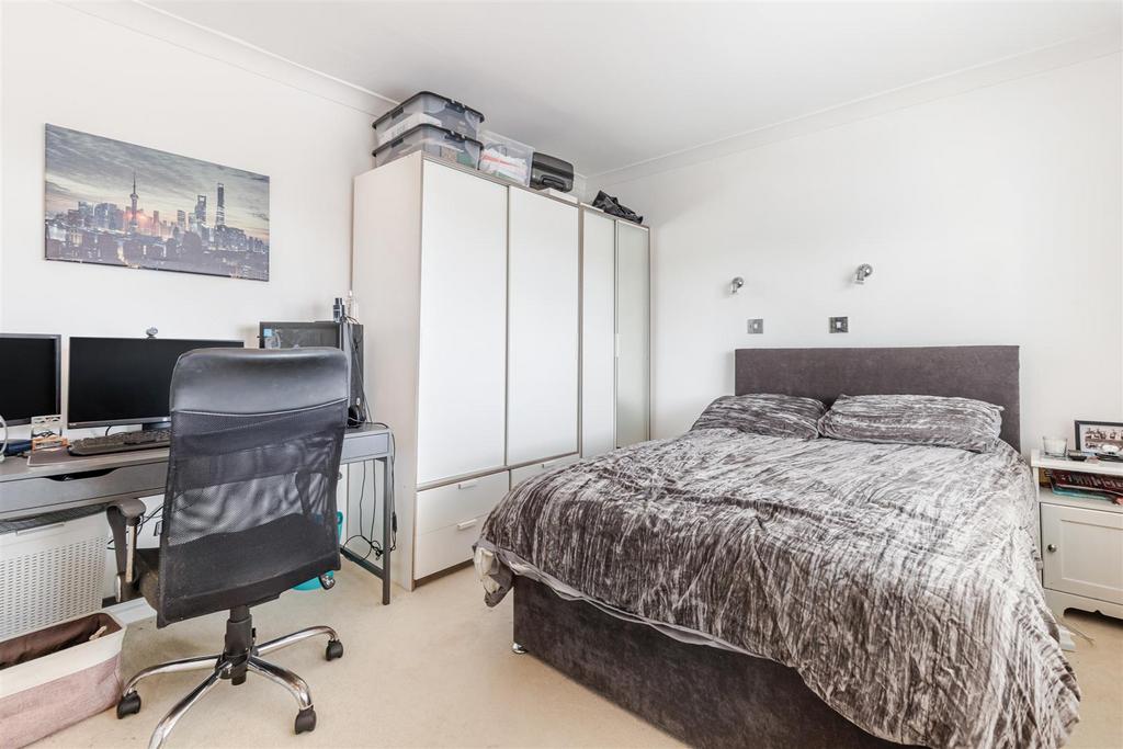 20 Pathfields Bed 4 Dartmouth - 230720.jpg