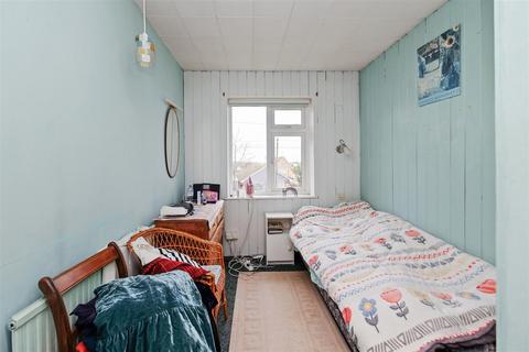 19 Borstal Hill, Whitstable, CT5 4NA