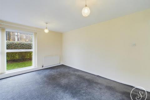 1 bedroom flat to rent, Wood Close, Leeds