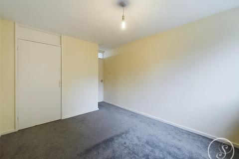 1 bedroom flat to rent, Wood Close, Leeds