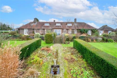 5 bedroom bungalow for sale, Stunts Green, Herstmonceux, Hailsham, East Sussex, BN27