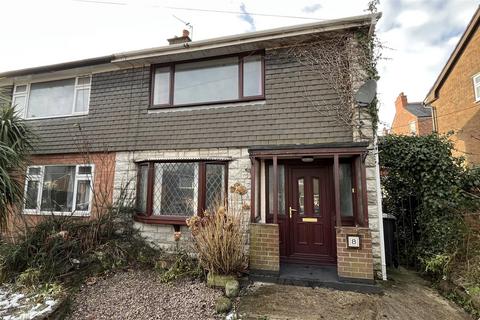 2 bedroom semi-detached house to rent, Sefton Place, Oswestry