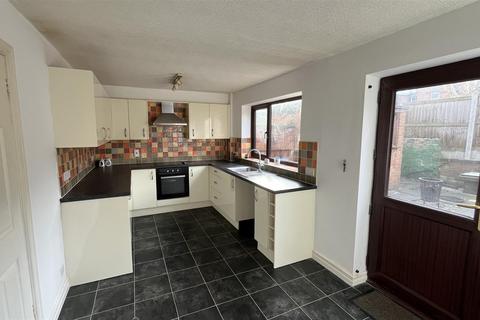 2 bedroom semi-detached house to rent, Sefton Place, Oswestry