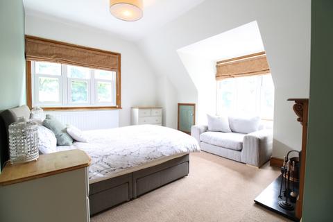 2 bedroom flat for sale, Margery Hall, Reigate Hill, Reigate RH2