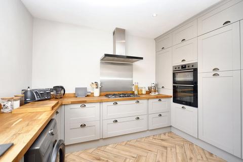 54 Surrenden Road, Folkestone, CT19 4EB