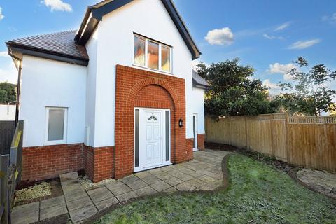 3 bedroom detached house for sale, Limes Road, Folkestone CT19