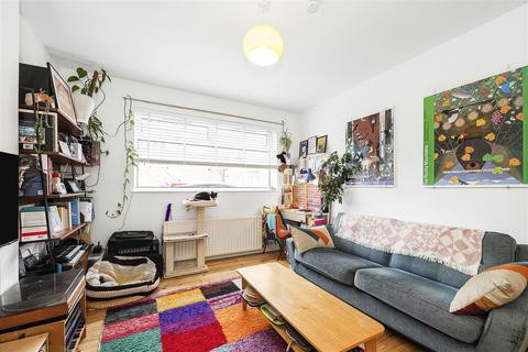 2 bedroom flat for sale, Leigh Road, London E10