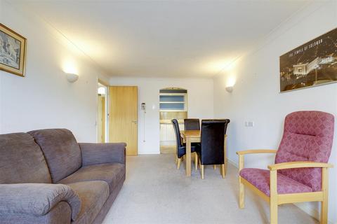 1 bedroom house for sale, Gordon Hill, Enfield