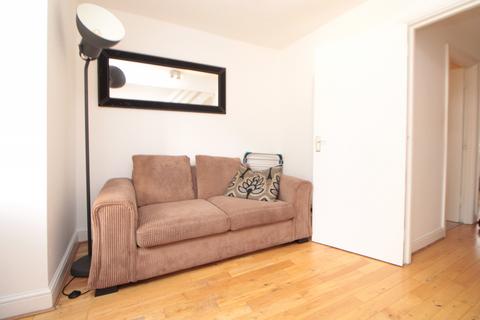 2 bedroom flat for sale, 26 East Tenter Street, London, E1