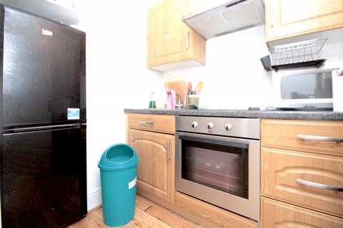 2 bedroom flat for sale, 26 East Tenter Street, London, E1