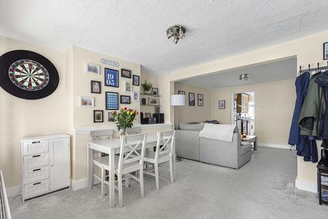 4 Holly Road, Hounslow, TW3 1UN