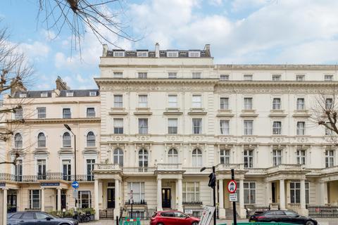 2 bedroom flat to rent, Inverness Terrace, London