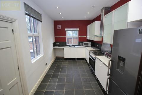 4 bedroom terraced house for sale, Lime Avenue Urmston