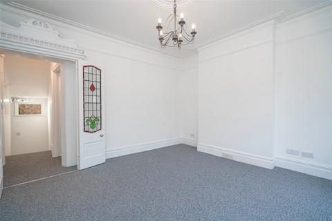 4 bedroom maisonette for sale, Nightingale Lane, London, N8