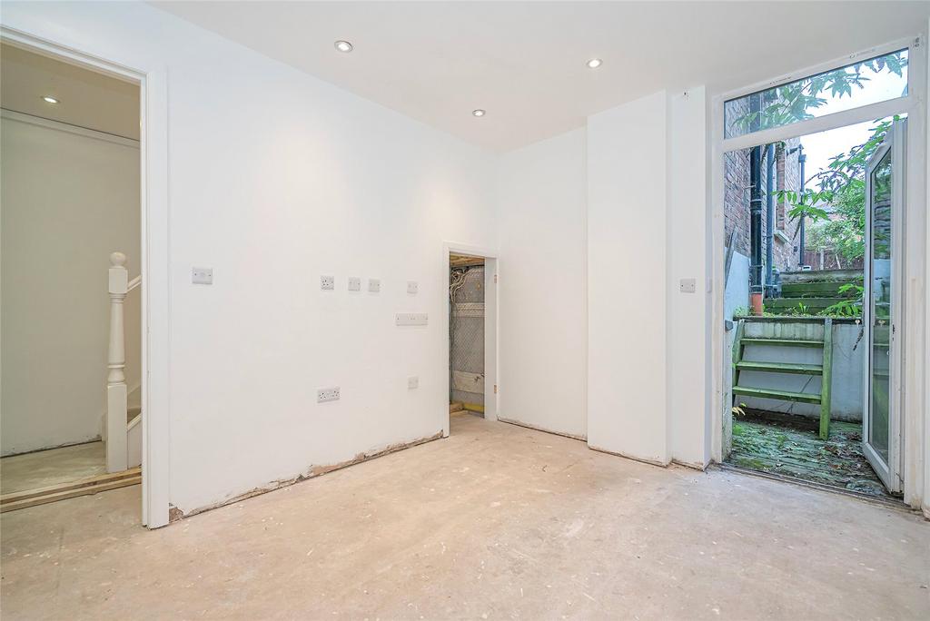 Bedroom 4 B