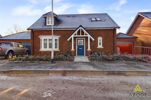 3 bedroom detached house for sale, Wragg Close off Craythorne Road, Burton-On-Trent DE13