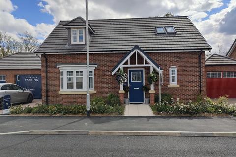 3 bedroom detached house for sale, Wragg Close off Craythorne Road, Burton-On-Trent DE13