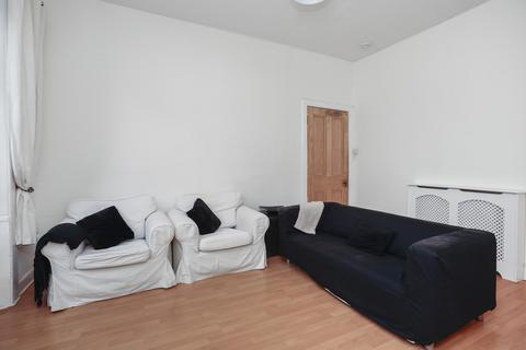 2 bedroom flat for sale, 139 1f2 Great Junction Street, Edinburgh EH6 5JB