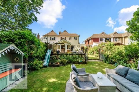 14 Beaufort Way, Epsom, KT17 2PS