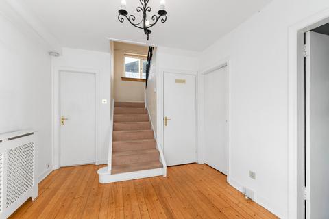 10 Cammo Grove, Edinburgh, EH4 8EU