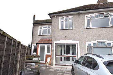 3 bedroom end of terrace house to rent, Bostall Park Avenue, Bexleyheath DA7